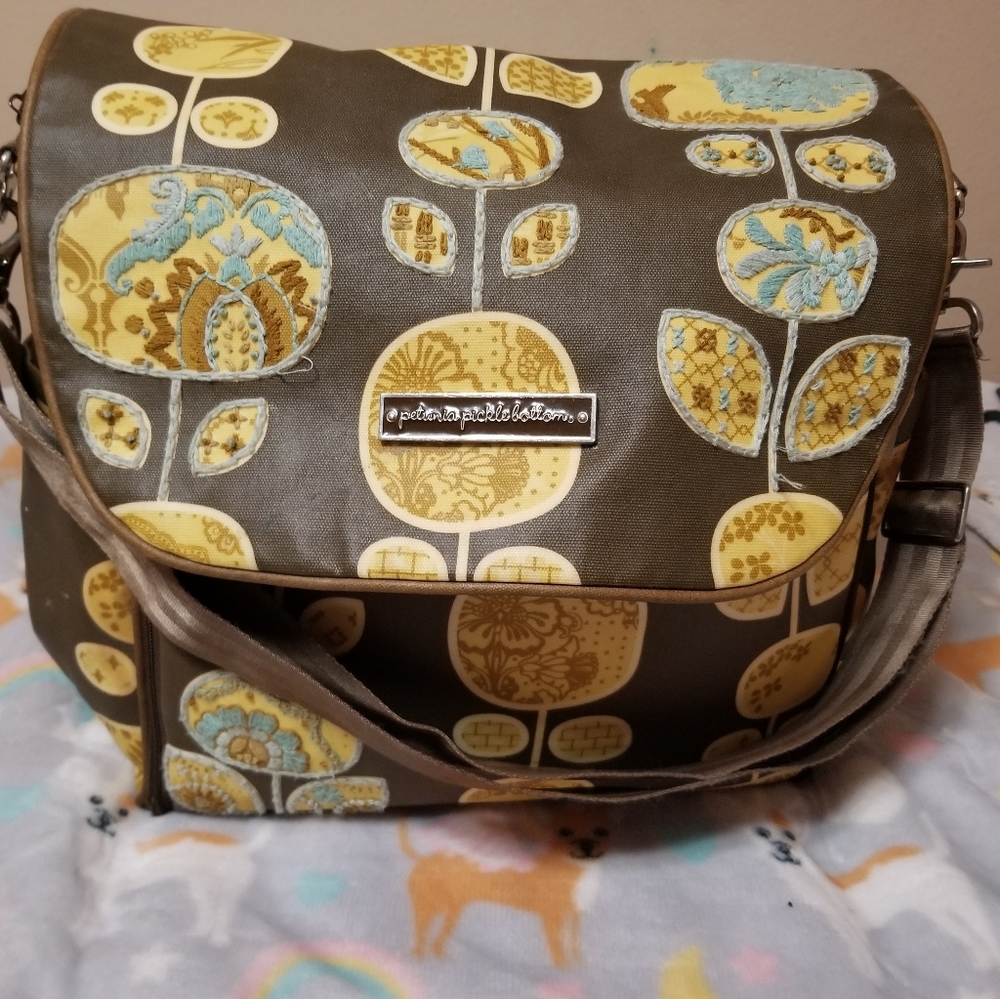 Petunia pickle bottom heirloom edition diaperbag
